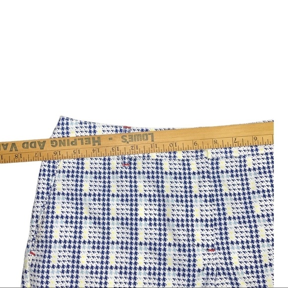 Annika Cutter & Buck Houndstooth Pattern Bermuda Golf Shorts for women’s - Picture 10 of 12